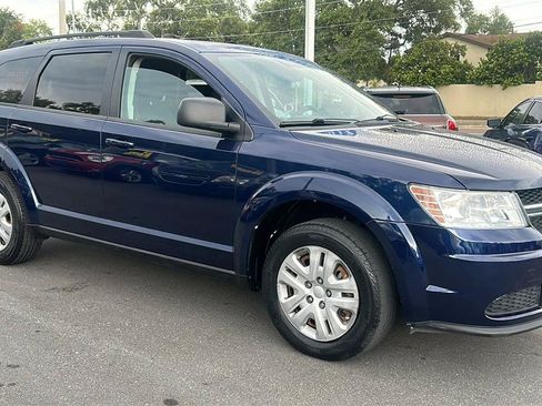Used 2017 Dodge Journey SE FWD image 7