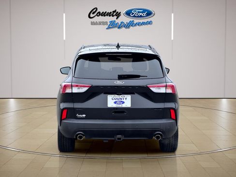 Used 2022 Ford Escape SEL w/ SEL Stealth AWD Package image 11