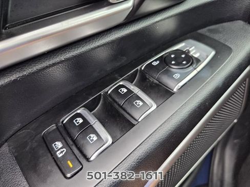 Used 2025 Kia Telluride S AWD/4WD image 31