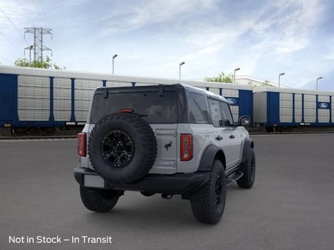 New 2026 Ford Bronco Badlands AWD/4WD image 8