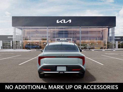 New 2026 Kia K4 LXS image 5