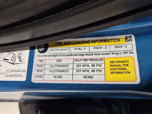 Used 2023 Rivian R1S Adventure AWD/4WD image 30