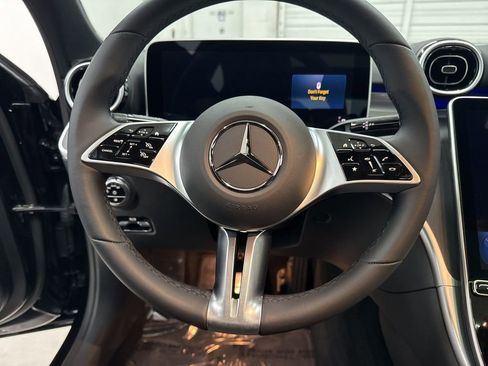 Used 2025 Mercedes-Benz C 300 Sedan image 15