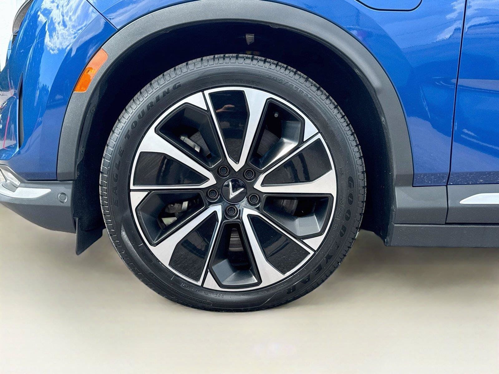 Used 2024 VinFast VF 8 Plus AWD/4WD image 29