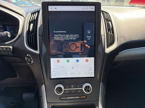 Used 2021 Ford Edge SEL w/ Convenience Package image 10