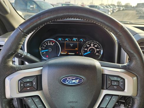 Used 2016 Ford F150 Lariat w/ Equipment Group 502A Luxury image 20