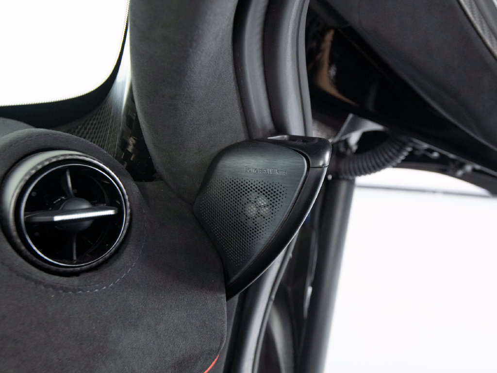 Used 2024 McLaren 750S Spider RWD image 34
