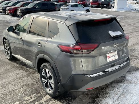 Used 2022 Nissan Rogue SV image 7