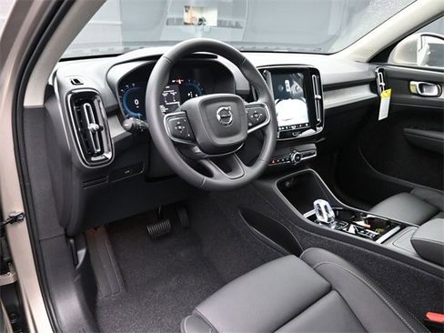 New 2024 Volvo XC40 B5 Plus w/ Protection Package Premier image 16