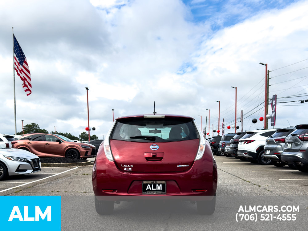 Used 2015 Nissan Leaf SV FWD image 10