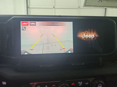 New 2026 Jeep Gladiator Rubicon image 25