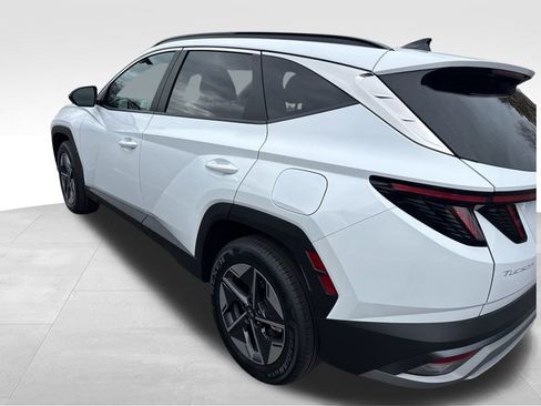 Used 2025 Hyundai Tucson SEL image 2