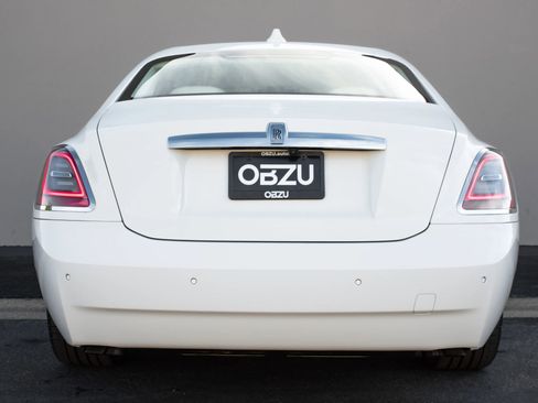 Used 2024 Rolls-Royce Ghost image 27