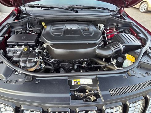 Used 2017 Jeep Grand Cherokee Altitude image 14