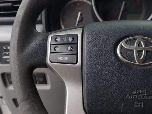 Used 2013 Toyota 4Runner SR5 RWD image 19