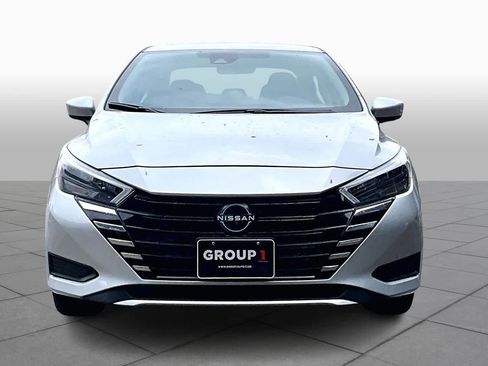 Certified 2025 Nissan Versa SV w/ Trunk Package image 3