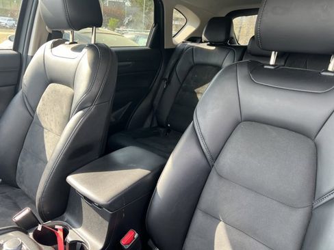 Used 2019 MAZDA CX-5 Touring image 9