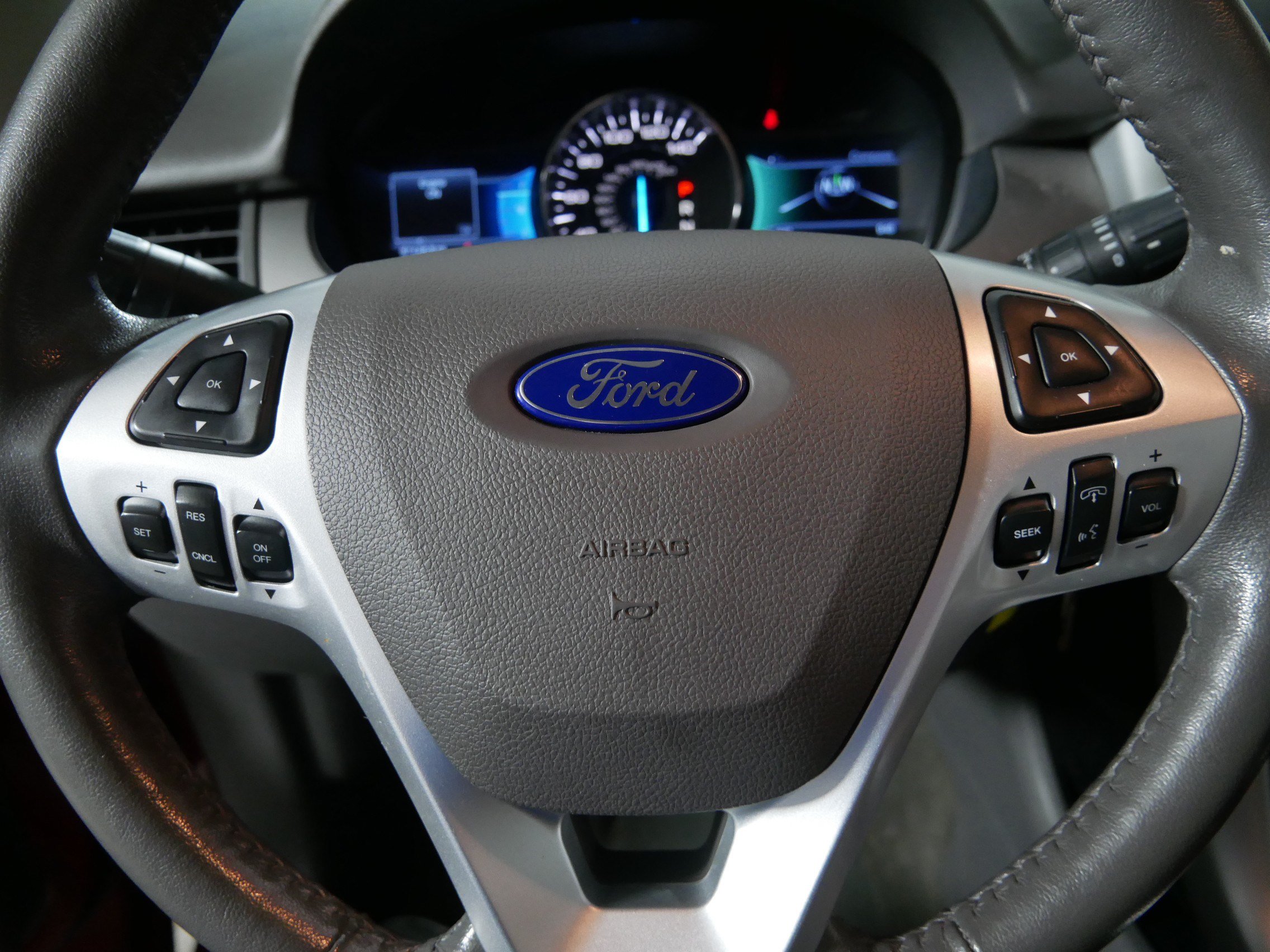 Used 2014 Ford Edge SEL w/ Equipment Group 205A FWD image 25