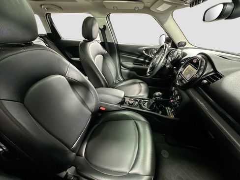 Used 2017 MINI Cooper Clubman ALL4 w/ Premium Package image 27