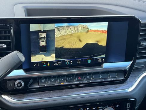 New 2026 Chevrolet Silverado 2500 LTZ w/ LTZ Premium Package AWD/4WD image 18