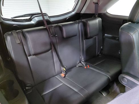 Used 2019 Toyota Highlander Limited Platinum AWD/4WD image 7