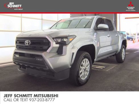 Used 2026 Toyota Tacoma SR5 AWD/4WD image 1