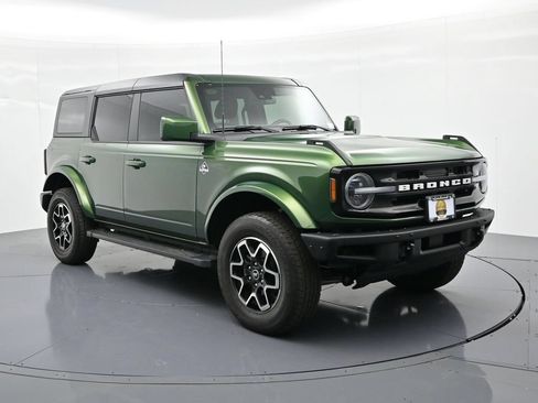 Certified 2024 Ford Bronco Outer Banks AWD/4WD image 4