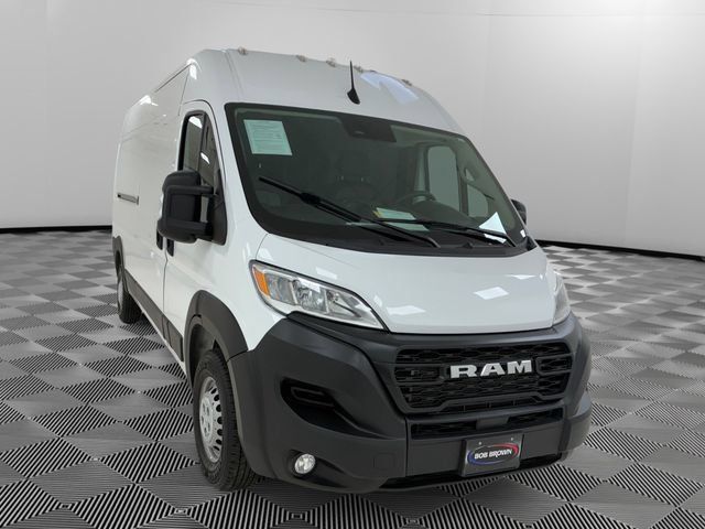 Used 2024 RAM ProMaster 2500 w/ Convenience Group FWD image 7