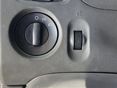 Used 2010 Ford Ranger XL image 13