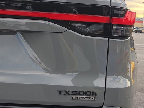 New 2026 Lexus TX 500h AWD image 12