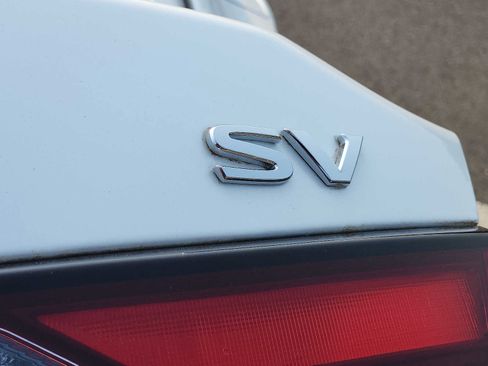 Certified 2024 Nissan Sentra SV image 30