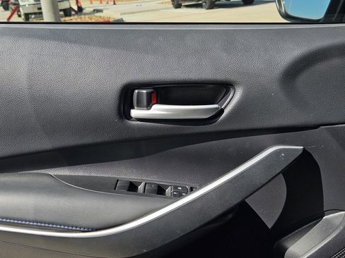 Used 2022 Toyota Corolla SE FWD image 9