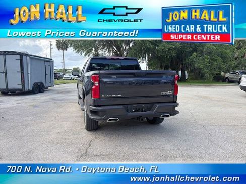 Used 2023 Chevrolet Silverado 1500 High Country w/ High Country Premium Package AWD/4WD image 9