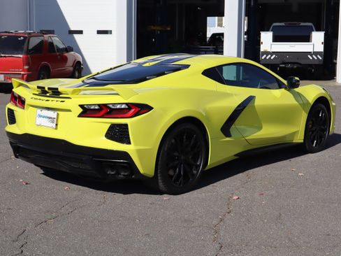 Used 2024 Chevrolet Corvette Stingray Preferred Cpe w/ Z51 Performance Package image 10