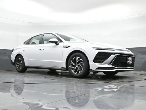 New 2026 Hyundai Sonata Blue FWD image 42