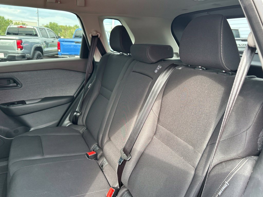 Used 2023 Nissan Rogue S AWD/4WD image 29