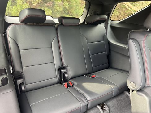 New 2026 Chevrolet Traverse RS image 58