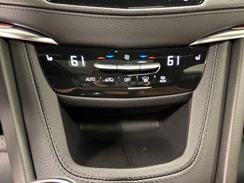 New 2025 Cadillac XT5 Premium Luxury w/ LPO, Floor Liner Package image 30