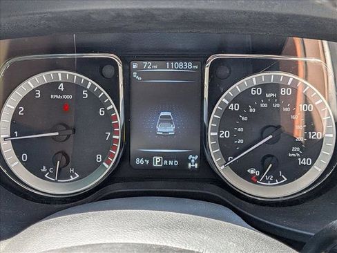 Used 2017 Nissan Titan Platinum Reserve AWD/4WD image 12
