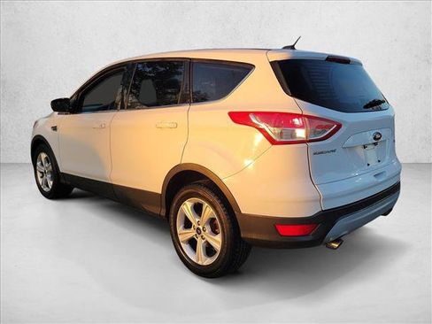 Used 2015 Ford Escape SE FWD image 7