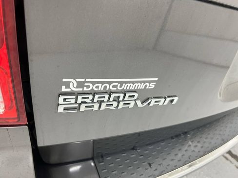 Used 2017 Dodge Grand Caravan SE w/ Power Window Group FWD image 26