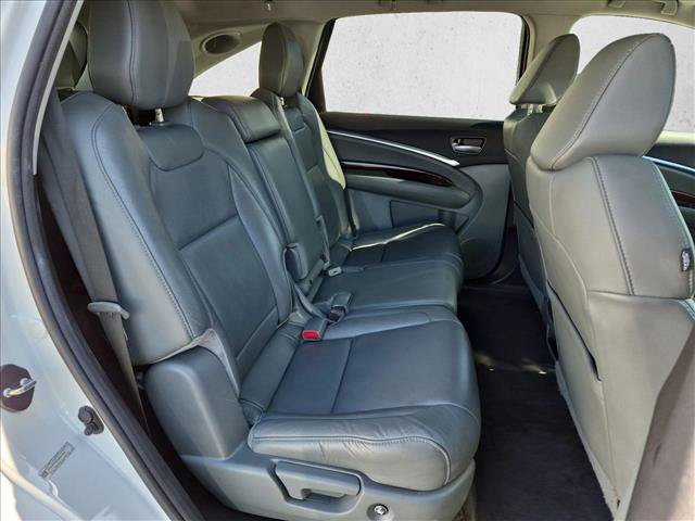 Used 2016 Acura MDX w/ Technology Package AWD/4WD image 22