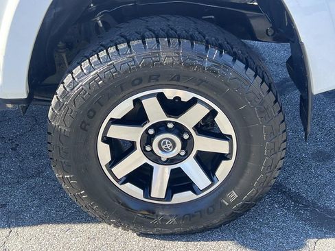 Used 2023 Toyota 4Runner TRD Off-Road Premium image 19