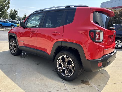 Used 2017 Jeep Renegade Limited AWD/4WD image 7