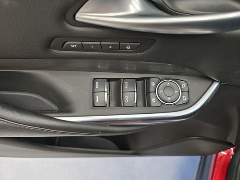 Used 2024 Cadillac XT4 Premium Luxury image 13