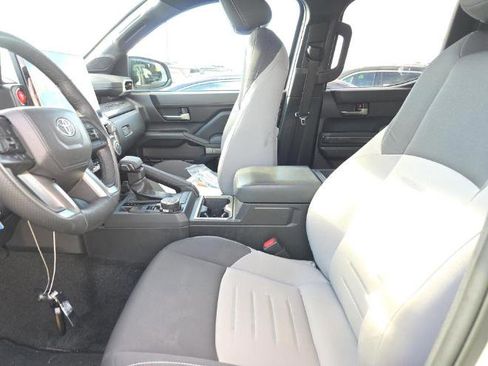 Used 2024 Toyota Tacoma TRD Sport w/ TRD Sport Upgrade Package AWD/4WD image 7