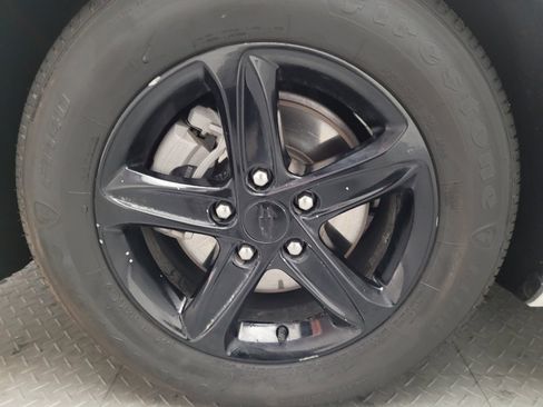 Used 2022 Chevrolet Malibu LT FWD image 31