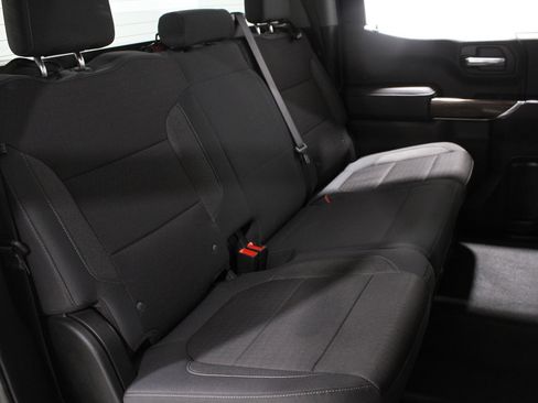 Used 2020 GMC Sierra 1500 SLE w/ SLE Value Package image 17