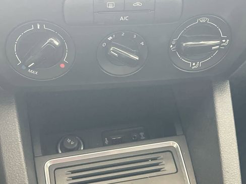 Used 2016 Volkswagen Jetta S FWD image 18