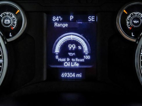 Used 2022 RAM 2500 Tradesman w/ Chrome Appearance Group image 20